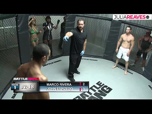 ❤️ Ultimate Fighter meniduri seorang gadis nomor tepat setelah pertarungan di atas ring ☑ Video anal pada kami ❤