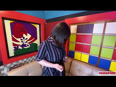 ❤️ Manis Jepang dengan payudara besar masturbasi dengan mainan seks dan mengalami orgasme. Dia berbicara dalam sebuah wawancara tentang pengalaman sialannya. Payudara besar dan vagina berbulu mengerang keras. Osakaporn ☑ Video anal pada kami ❤