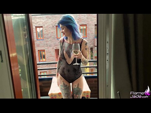 ❤️ Gadis Hebat Mengisap dengan Tegukan dan Bercinta dengan Penuh Semangat Di Bawah Langit Terbuka ☑ Video anal pada kami ❤